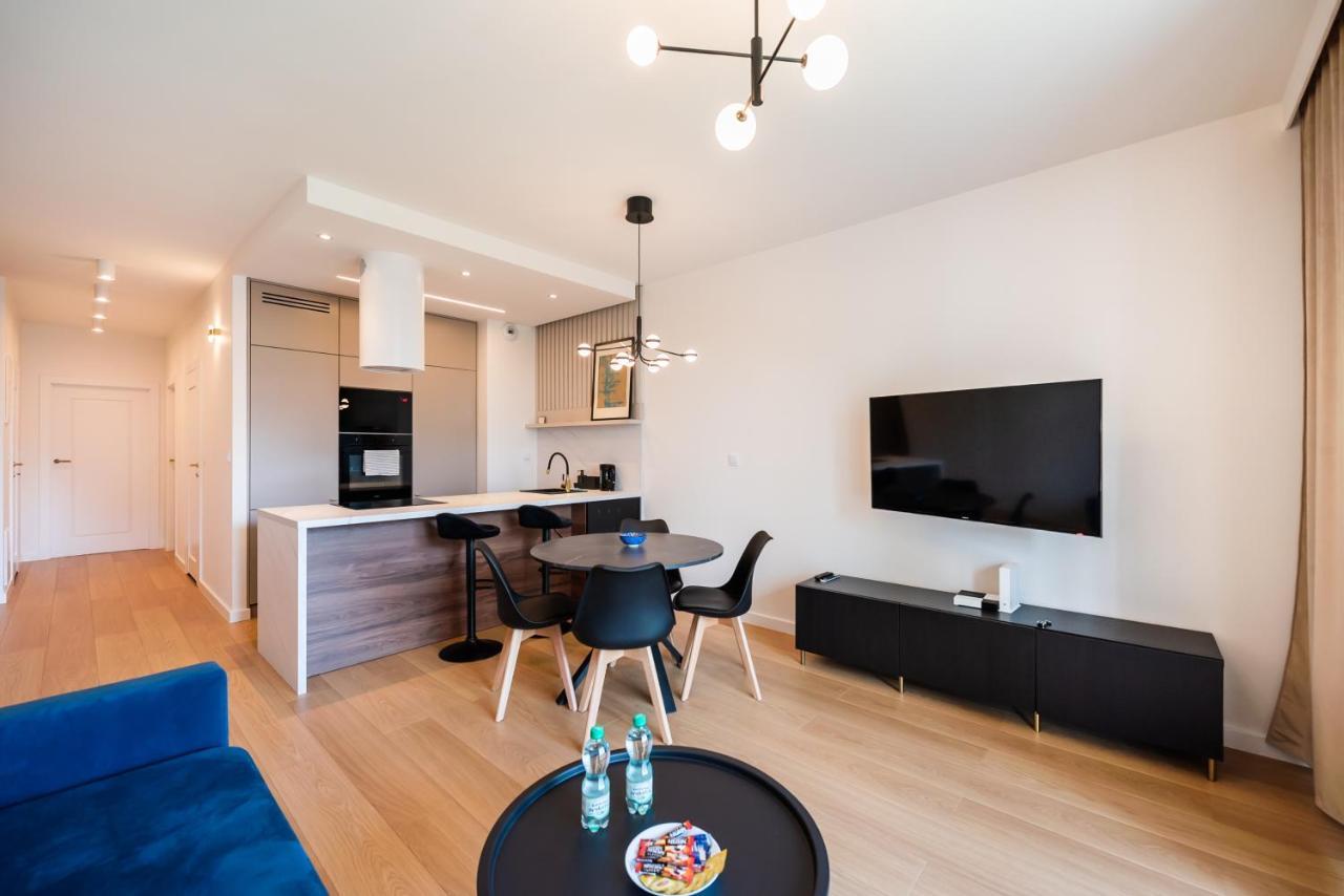 Wola Marble Apartment Warsawa Bagian luar foto