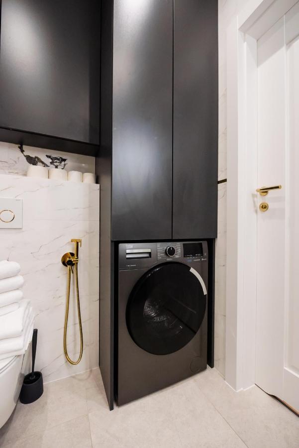 Wola Marble Apartment Warsawa Bagian luar foto